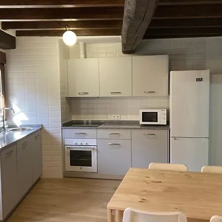 - Acogedora Y Calida Vivienda *